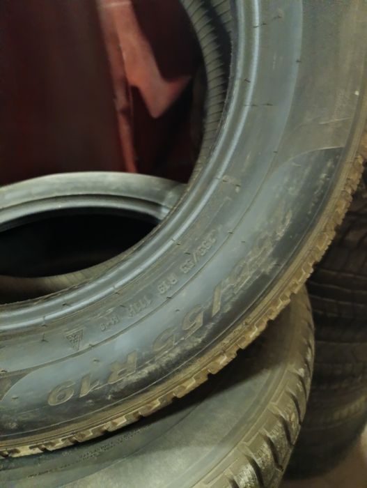 Шини зима Pireli 255/55/19 6mm 4шт.