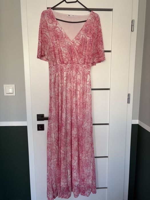 Długa różowa sukienka w kwiaty Sinsay XL