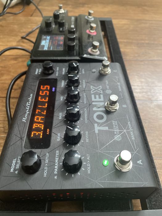 Efekty do gitary Pedalboard +Tonex +Hx stomp + ampero