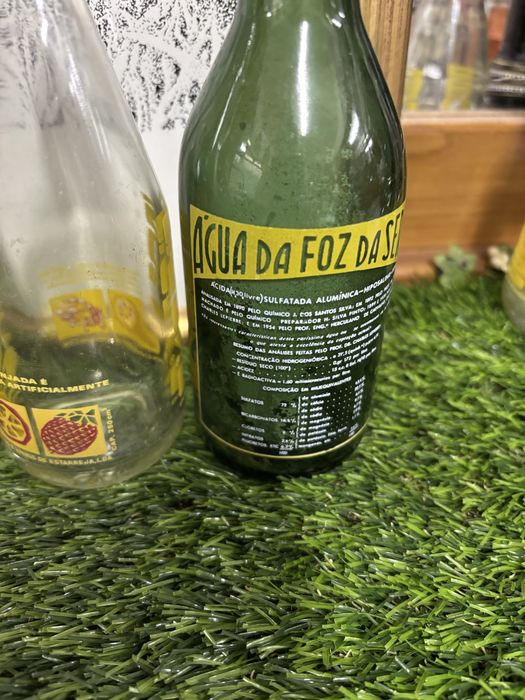 Garrafas antigas pirogravadas