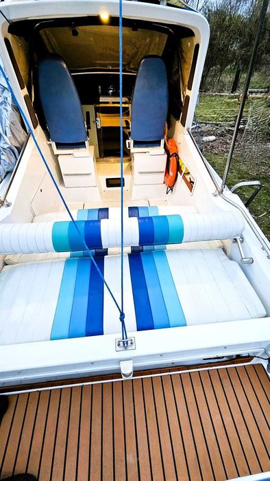 Łódź kabinowa - Leader 650 Performace (Jeanneau) z przyczepą