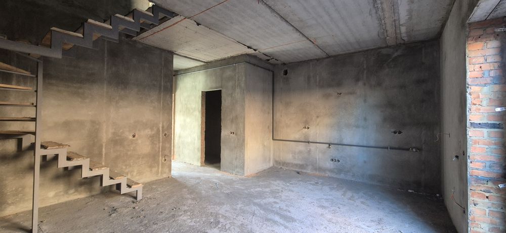 АКЦІЙНИЙ ТАУН ВІД ЗАБУДОВНИКА! ТОП Локація! Центральні комунікації!