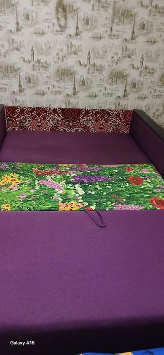 Продам диван книжка