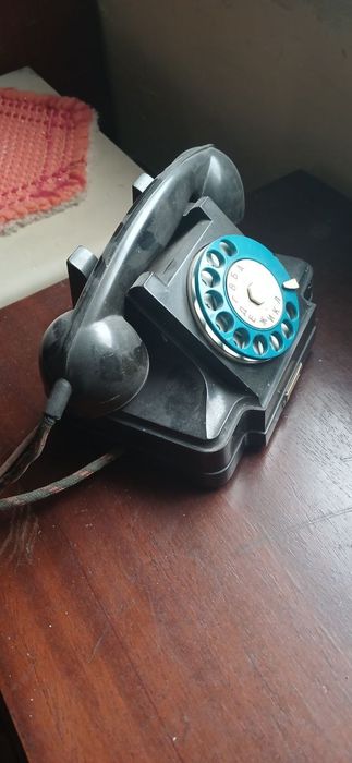 старинный телефон 1952