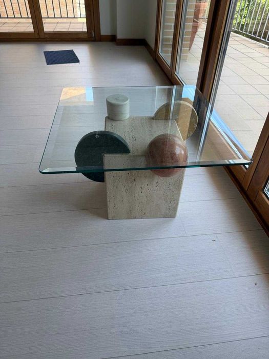Lote de móveis para sala — sofá, estantes, aparadores e mesa — Loures