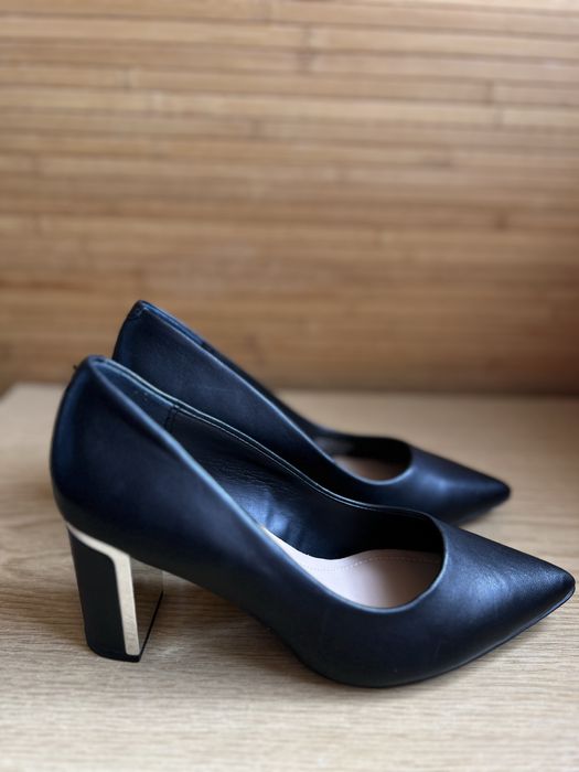 Чорні жіночі туфлі фірми alfani step 'n flex