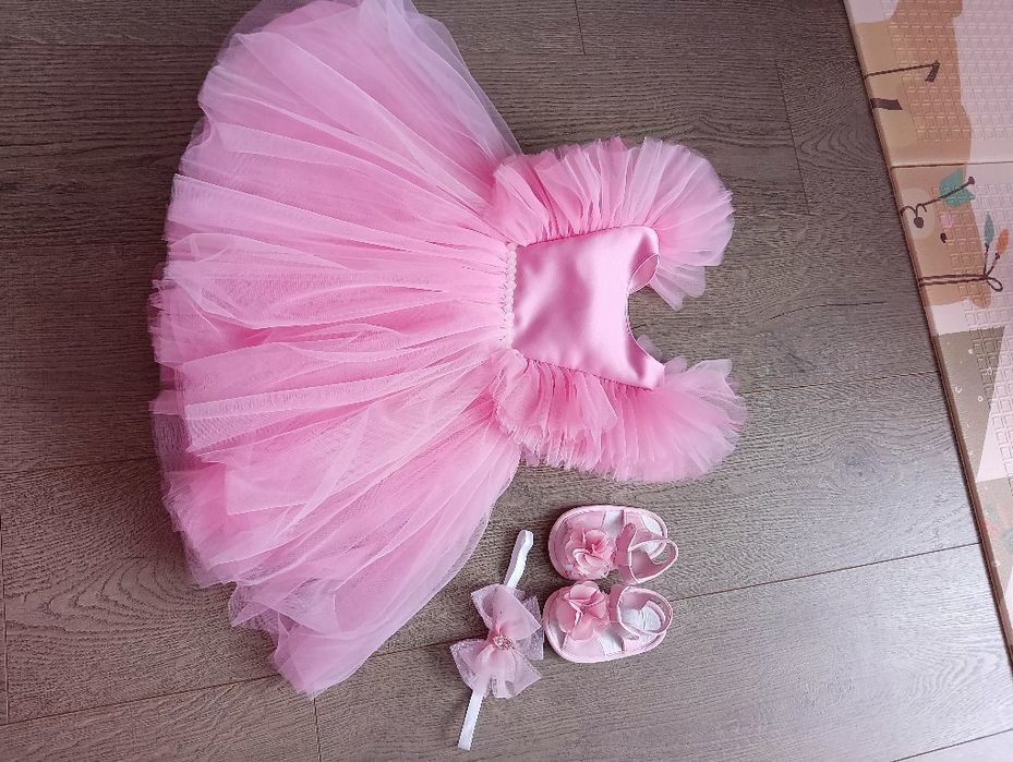 Сукня на рочок розмір 74-80