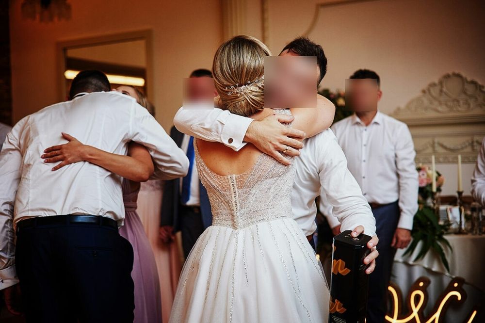 Przepiękna suknia ślubna