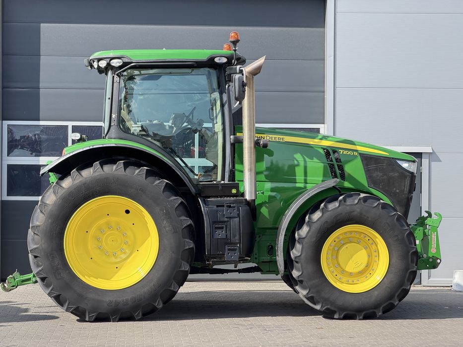 John Deere 7200 R