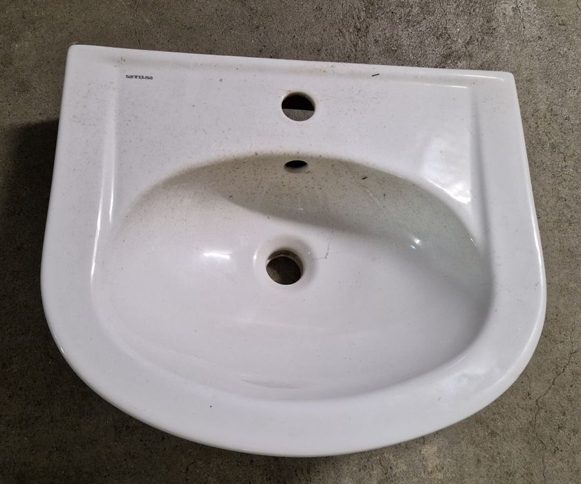 Vendo lavatório 60cm