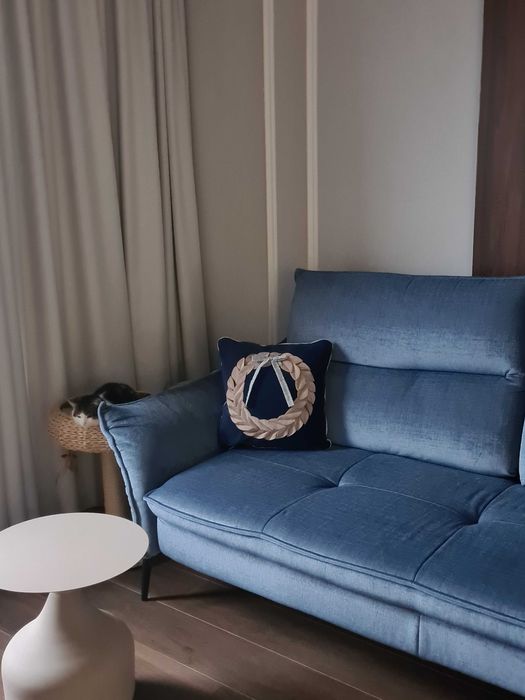 Sofa Axel Gala na nóżkach