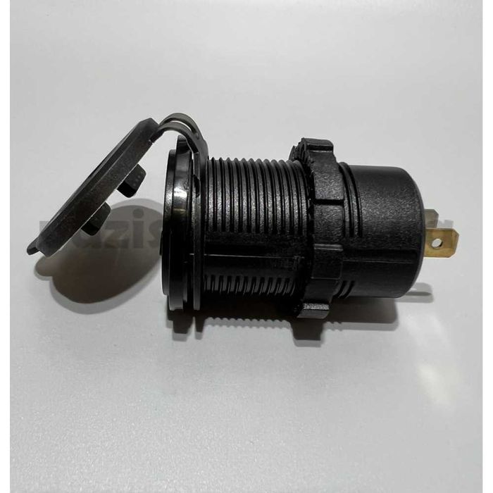 Быстрая зарядка врезная в машину 2 USB + PD Type-C + Вольтметр QC 3.0