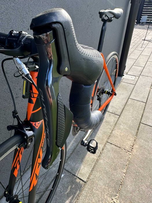 Sprzedam rower szosowy