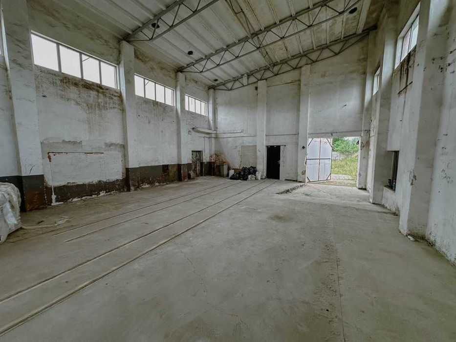 Wynajem hali 150 m2  + 40 m2 pomieszczeń gospodarczych na działce 3000m2
