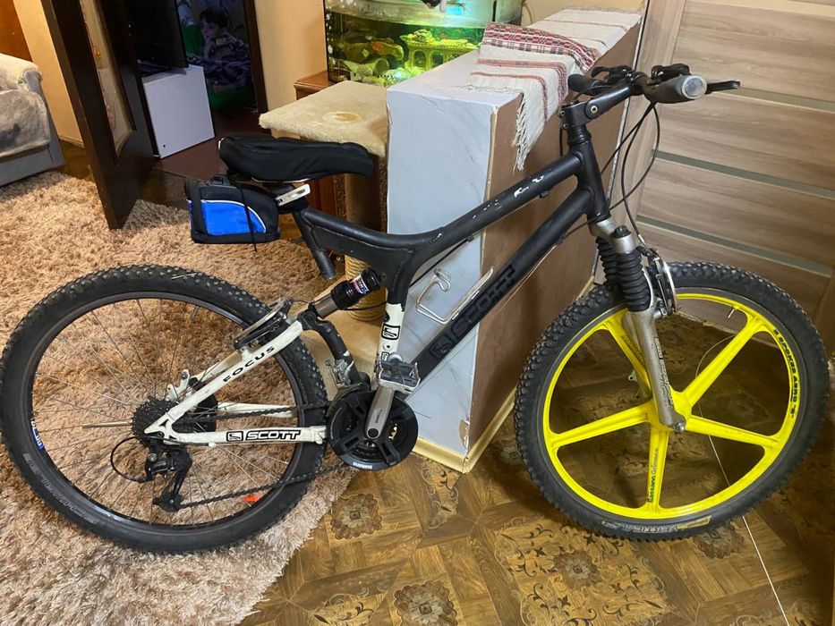 Велосипед горный двухподвесной Skott