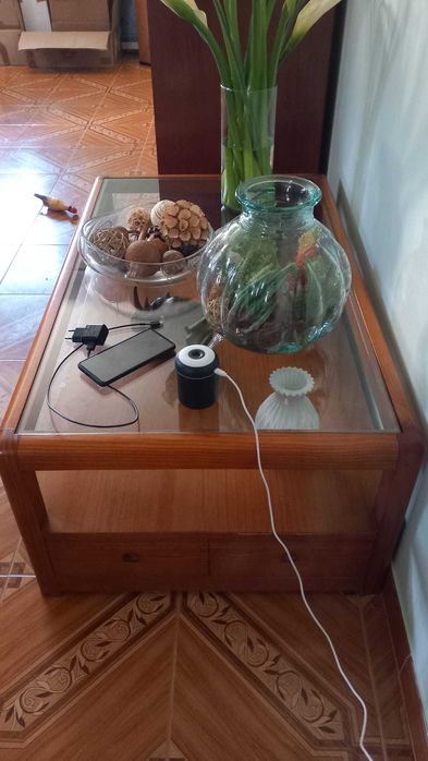 Mesa de apoio Sala em bom estado