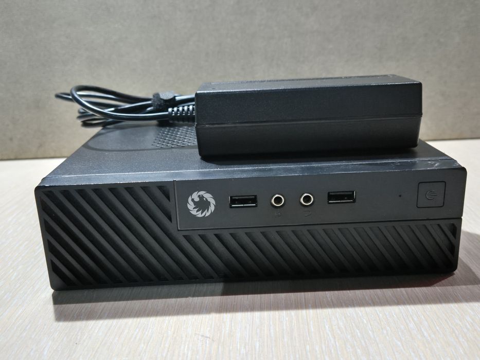 Корпус mini ITX Gamemax M100/M200 60w, slim client