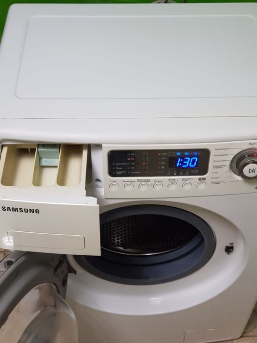 Пральна машина б/в Samsung 4.5 kg 1000 об/мин дисплеем mod.wf 745059c