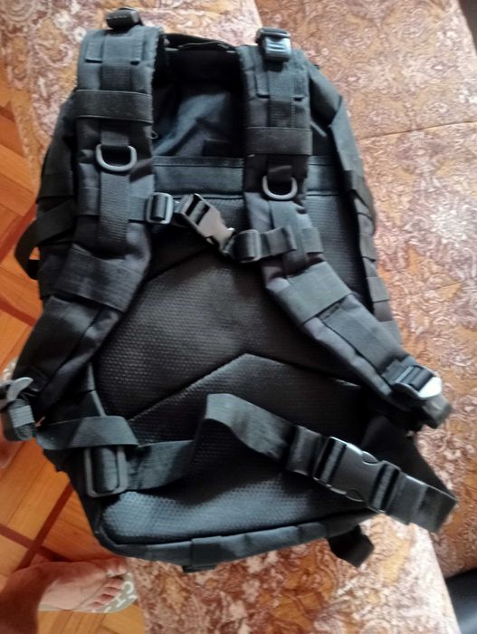 Mochila tactica 50lts preta (Nova)