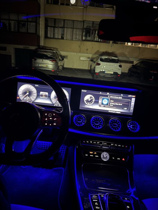 Mercedes benz E300d coupe