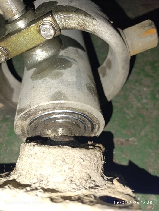 Cilindro hidráulico usado bom