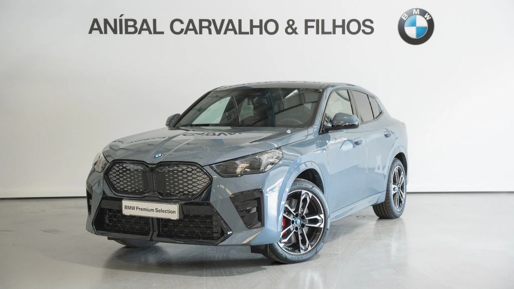 BMW iX2 eDrive20 Pack Desportivo M