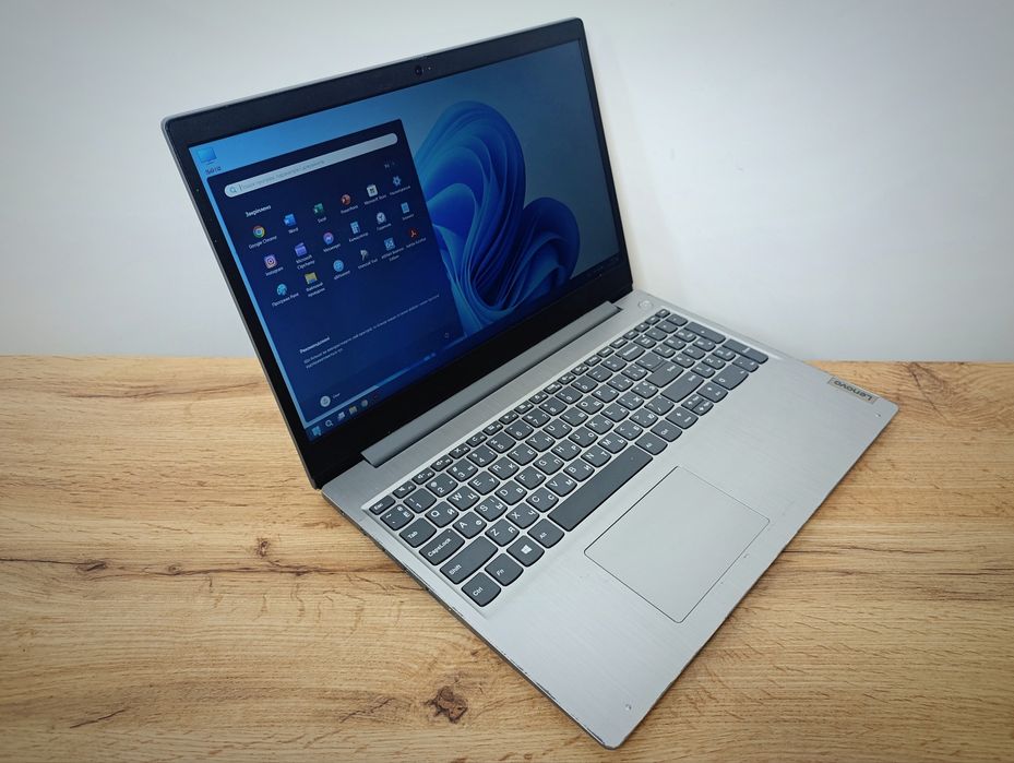 15'6 ноутбук Lenovo i3-1005G1/SSD 256GB/8GB DDR4/UHD Graphics/Батарея 23% зносу