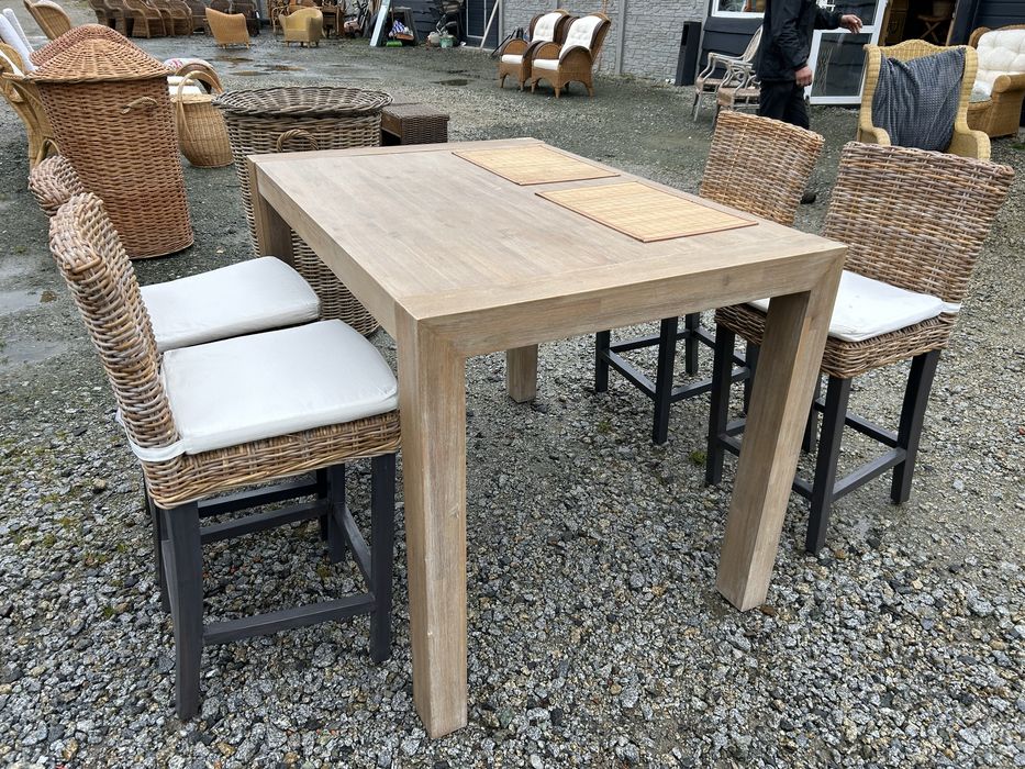 ładne stołki ratanowe hokery 40/40cm 70/80cm wysokie