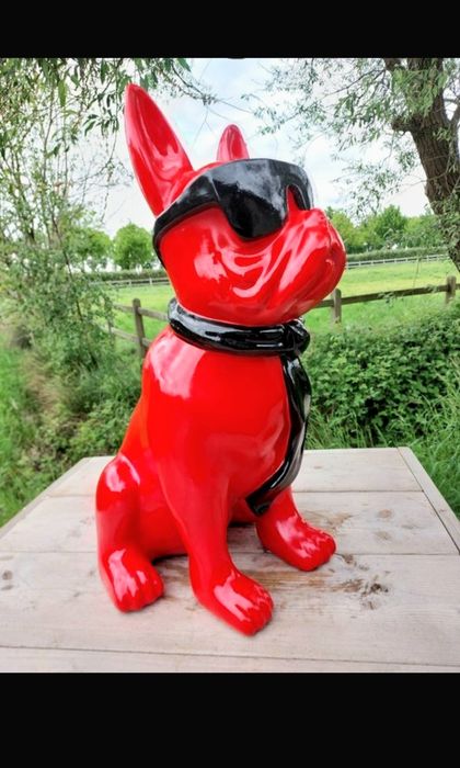 Statue Bulldog Francês Funny Dog com Óculos – Vermelho – 60 cm – Polyresin