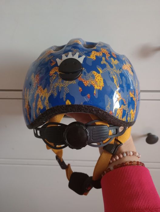 Kask rowerowy Abus