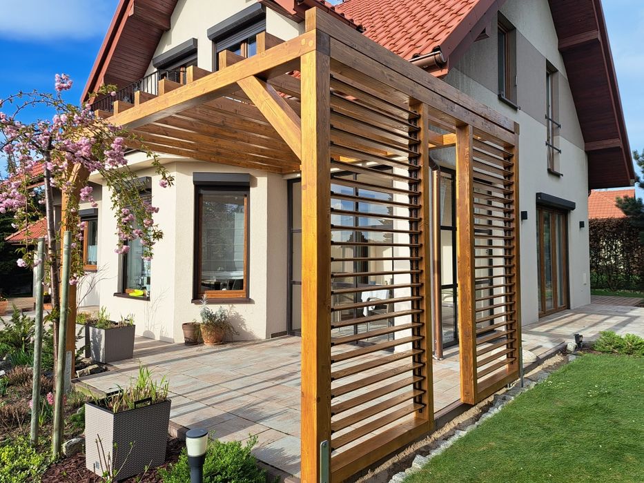 Zadaszenia tarasów wiaty pergole zabudowa tarasu taras drewniany