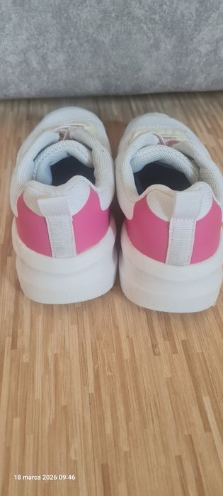 Sprzedam buty dziewczęce