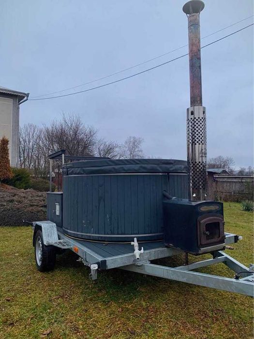 Мобільна чан. Купіль на колесах. Джакузі на причепі.