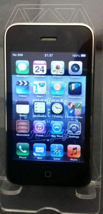 Smartfon iPhone A 1303 kultowy