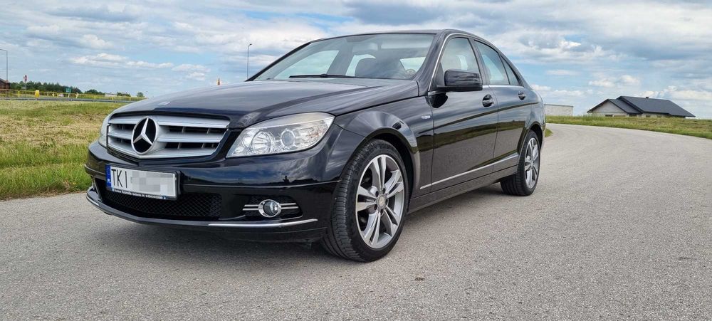Mercedes C-klasa W204 2008 Rok 2.2 D 136 Km 223000  Km Przebiegu Alu Klimatyzacja Pod. Fotele Z Niemiec