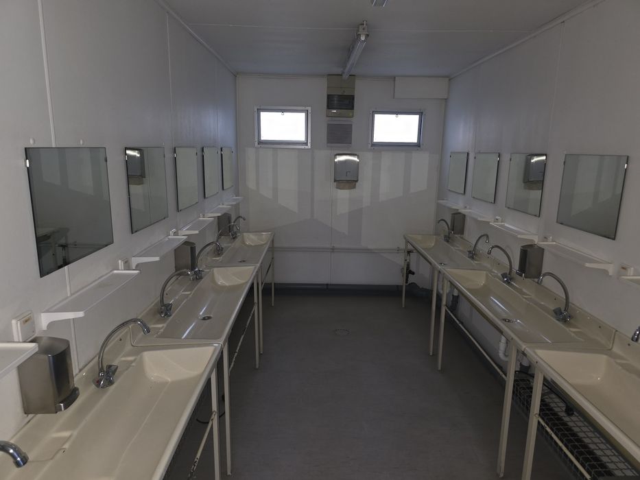 Kontener umywalnia sanitarny 6m