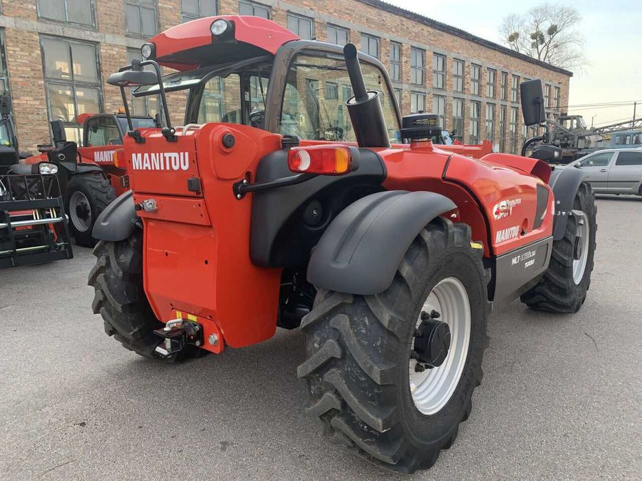 Телескопічний навантажувач Маніту - погрузчик Manitou MLT-X 735 T LSU