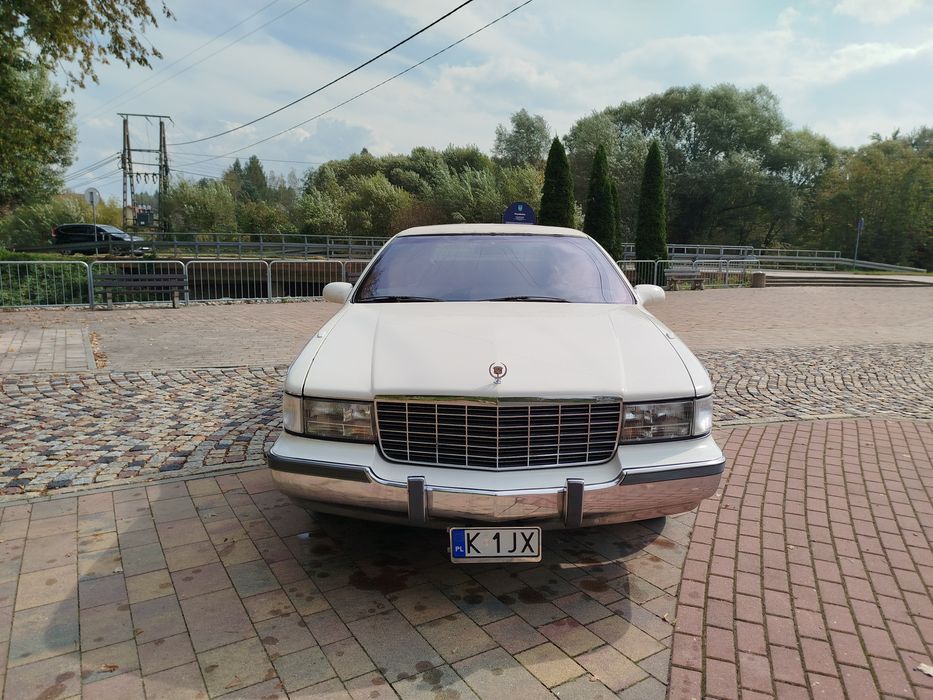 Cadillac Fleetwood Limuzyna V8 5.7 LT1