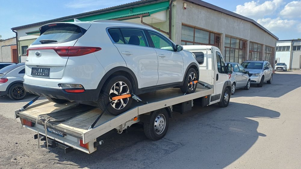 Pomoc drogowa auto holowanie