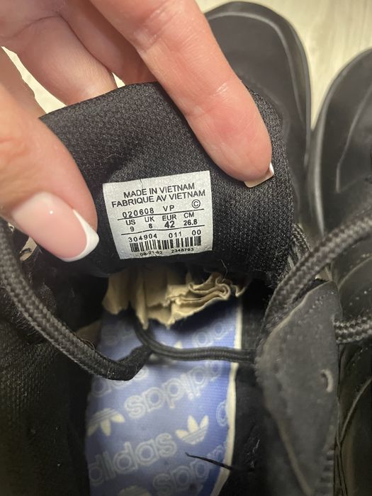 Продам  мужские кроссовки