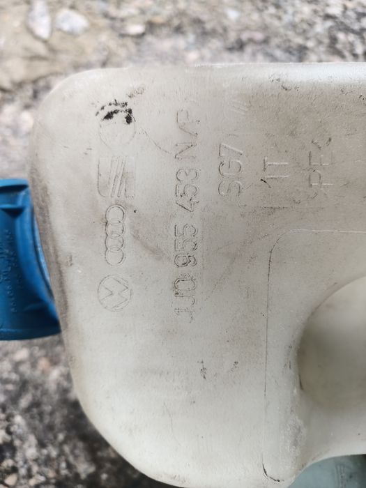 Бачок омывателя лобового стекла Skoda Volkswagen Audi Seat