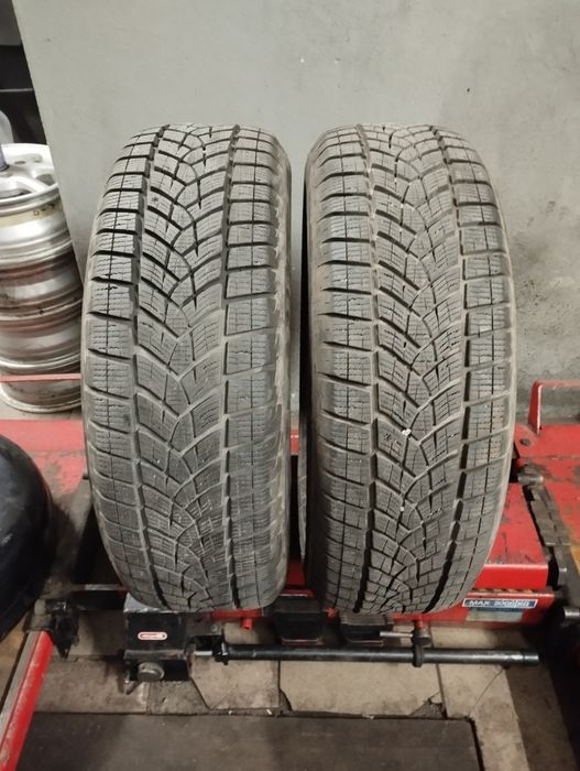 Opony Zimowe Goodyear UltraGip 215/65/R17 215/65/17 2szt Montaż