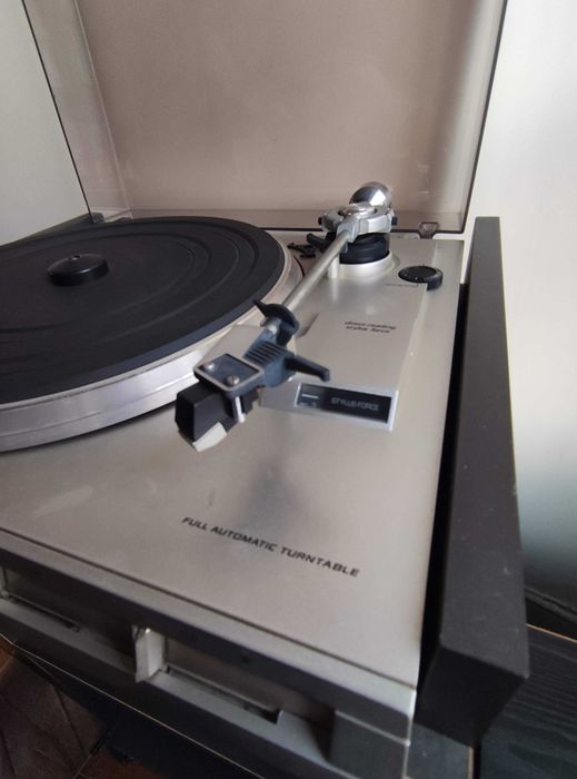 Aparelhagem Vintage Phillips em bom estado: F4110+F2110+F6112+F7211