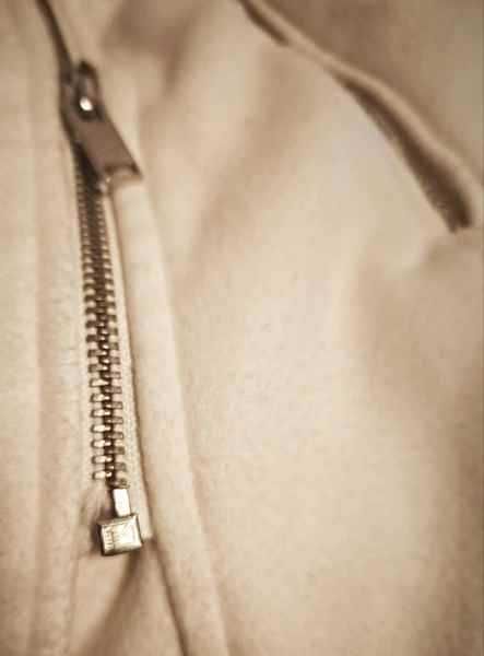 Stylowy płaszcz damski