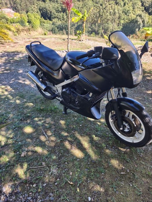 Kawasaki GPZ500S