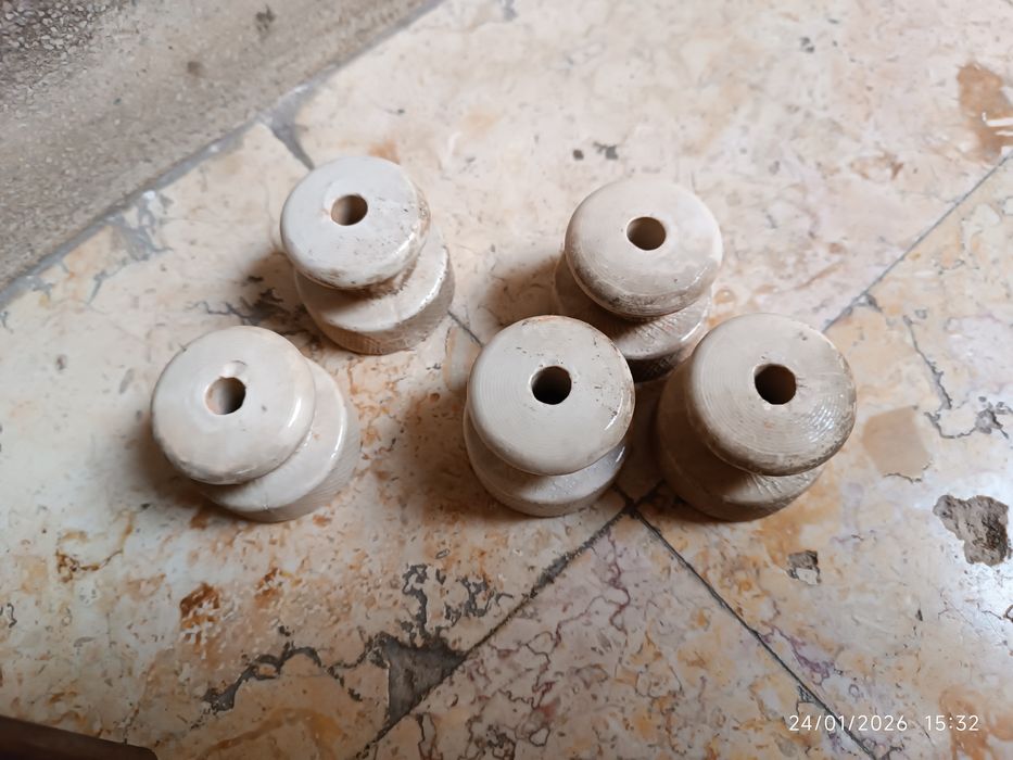 Material elétrico antigo