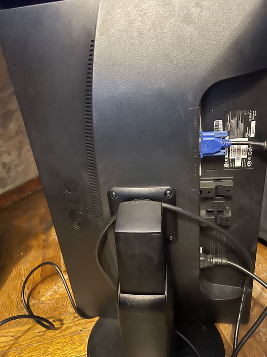 Монітор LG Flatron IPS231 23” IPS Full HD