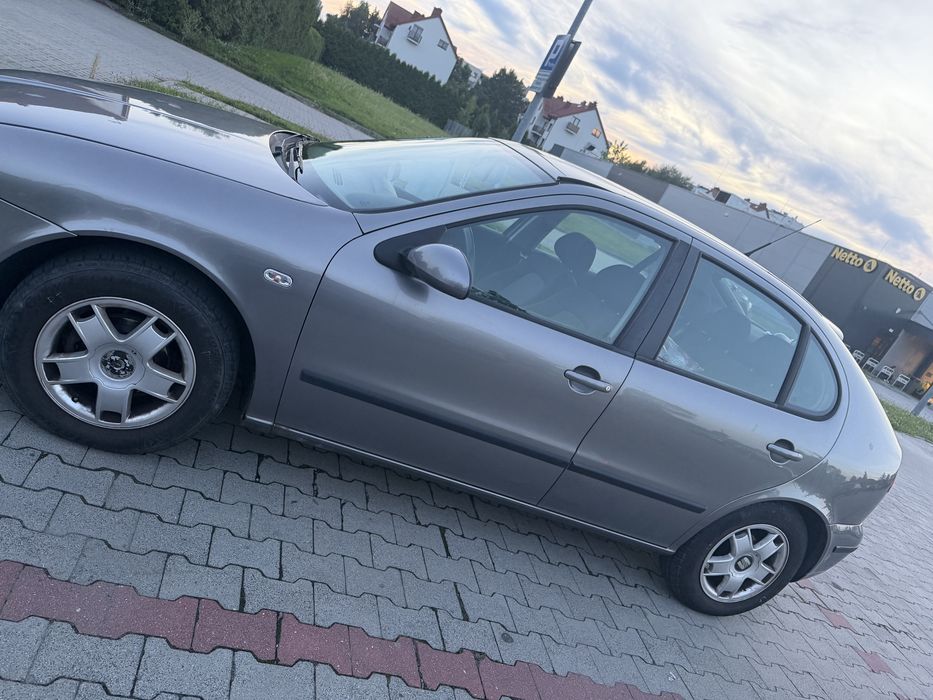 Seat Leon 1.6 Benzyna 2005r. Manual