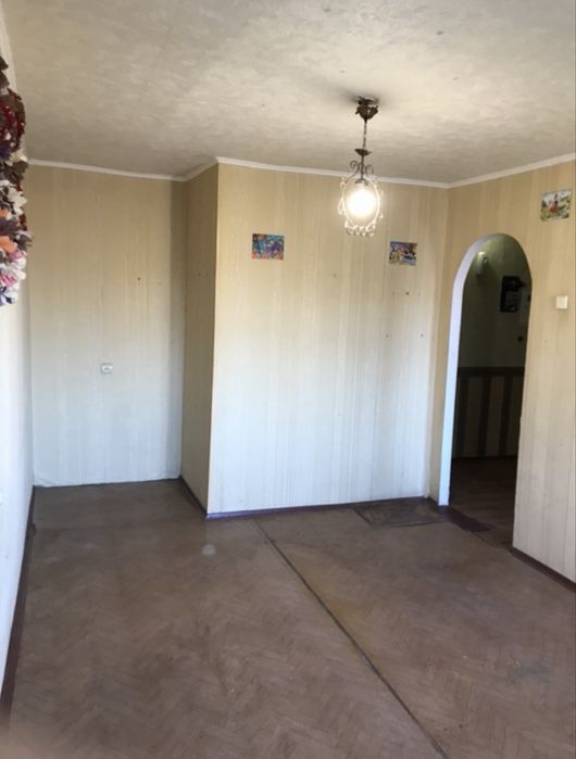 Продам 2 кімнатну квартиру в центрі міста