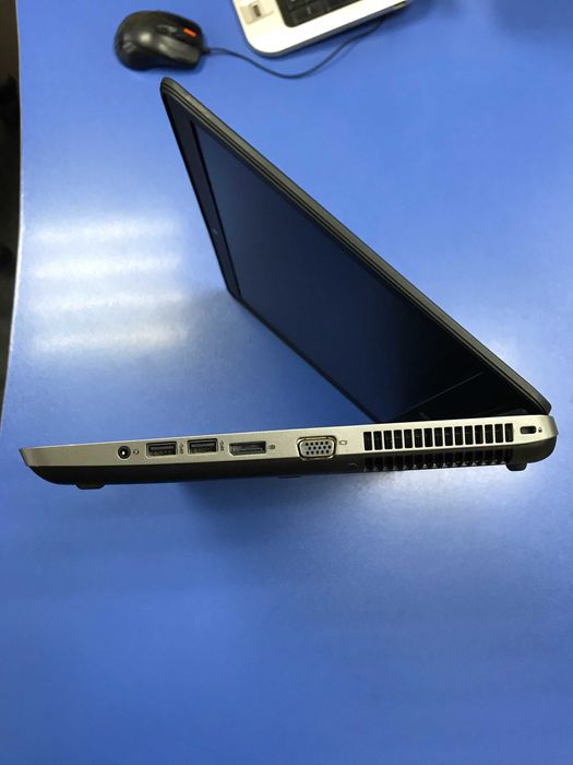 Продам екран , корпус , материнську плату ноутбука HPProBook 650 G1.